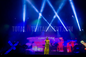 Chvrches, Leeds Festival, Music, Review, TotalNtertainment, Jo Forrest