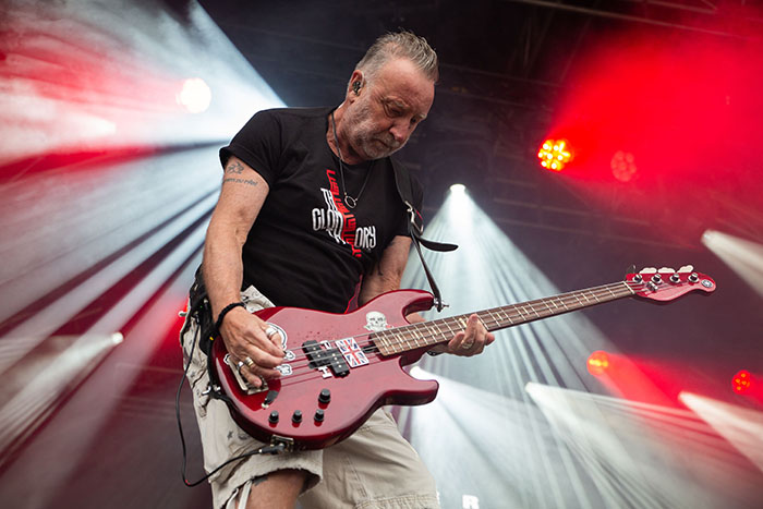 Peter Hook & The Light